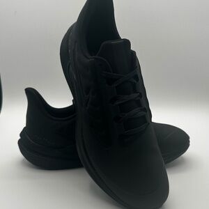 Men's Size 10, 10.5 & 11.5 Nike Winflo 9 Shield